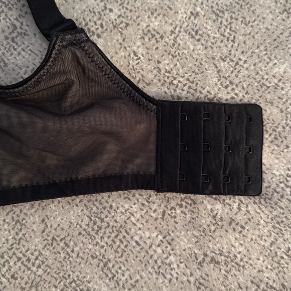 Chantelle Black Lace Bra (Like New) - Picture 3 of 5